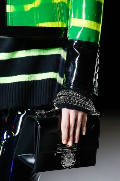 Look 71